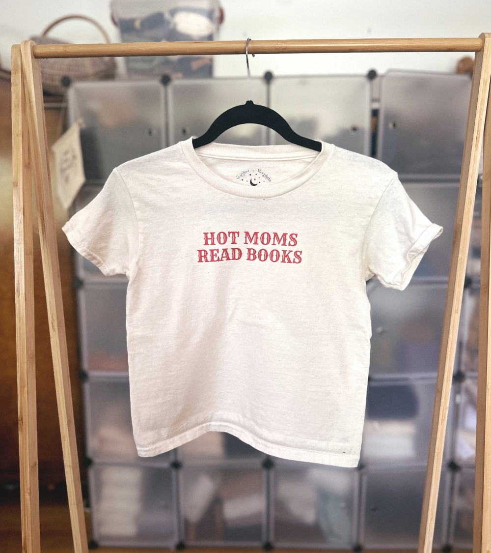 Hot Moms Read Baby Tee